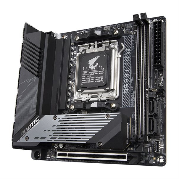 Gigabyte B650I AX
